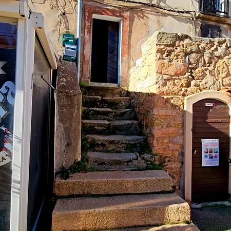 Splendide T2 Piana (Corsica)