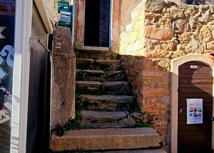 Splendide T2 Piana (Corsica)