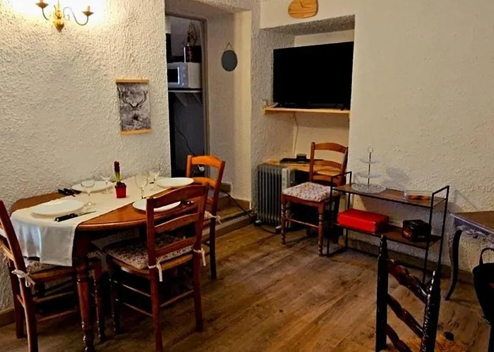 Splendide T2 * Piana (Corsica)